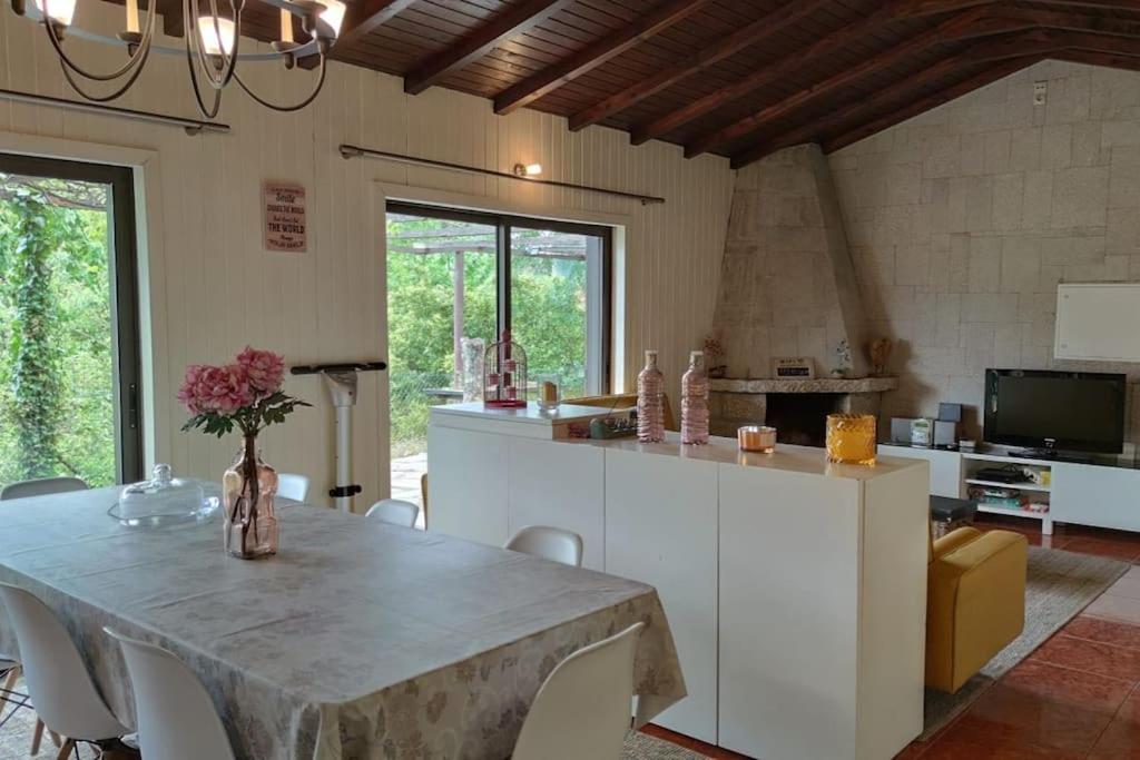 Pool House Au Coeur Du Geres A Rio Caldo Villa Ngoại thất bức ảnh